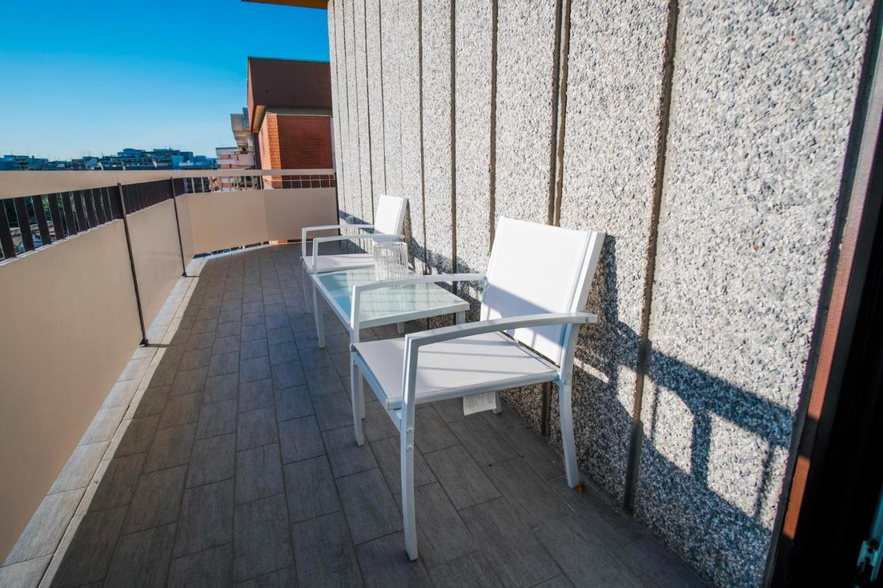 Rossani Suites&Aparts Bari Eksteriør billede