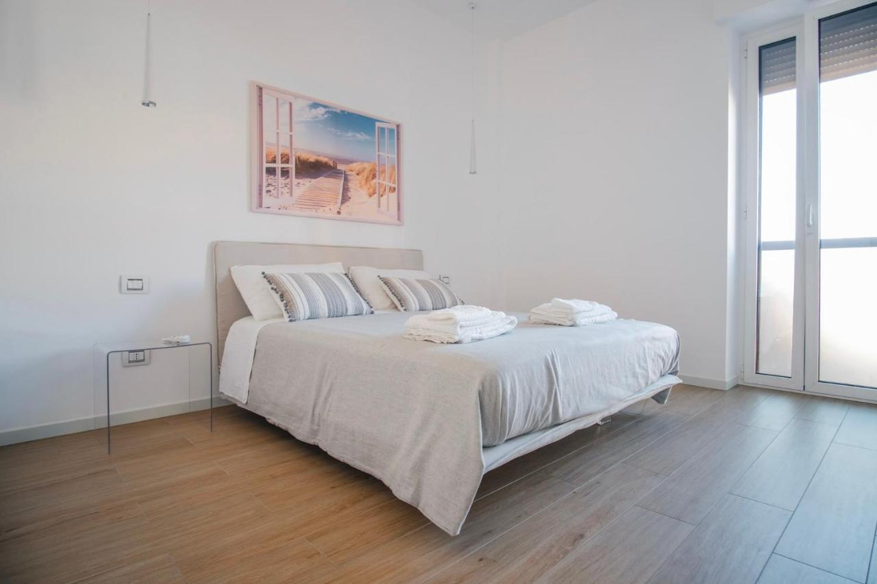 Rossani Suites&Aparts Bari Eksteriør billede