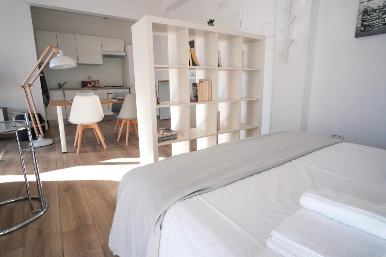 Rossani Suites&Aparts Bari Eksteriør billede