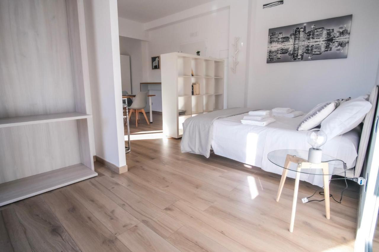 Rossani Suites&Aparts Bari Eksteriør billede
